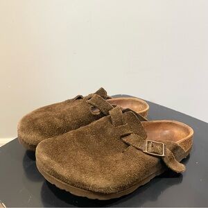 Brown Suede Clogs with Buckle